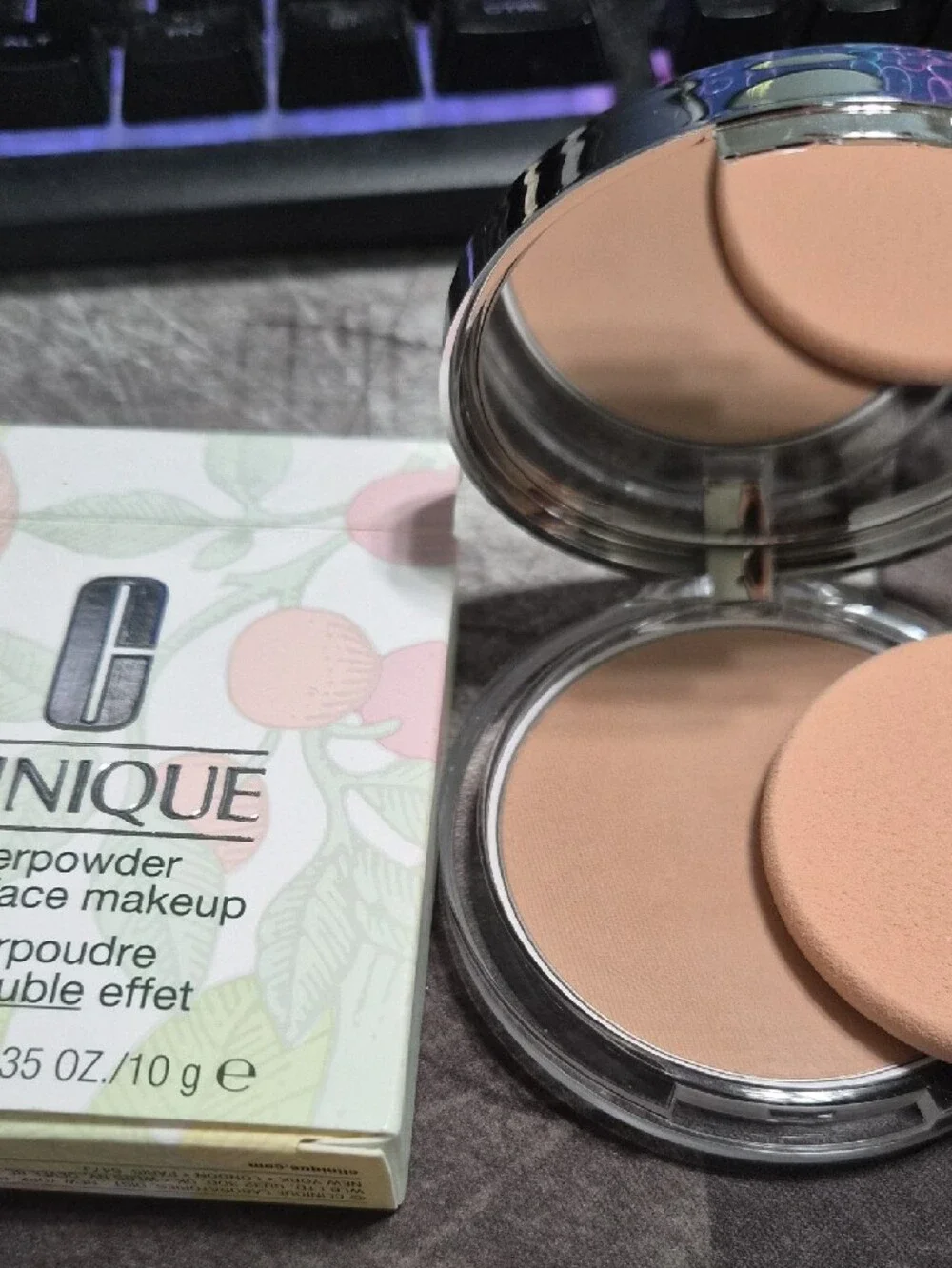 Clinique Superpowder Double Face Makeup -03 Stay Beige